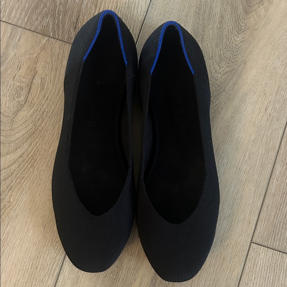 Rothy's Women's Black and Blue Flats